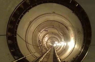 泥水式穿越顶进中