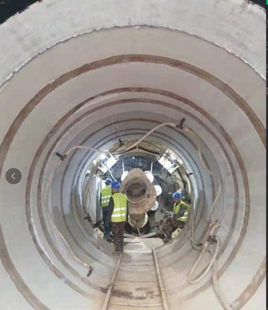 水泥管土压顶进施工